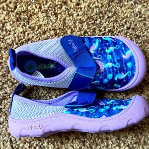 NWOT Newtz water shoes